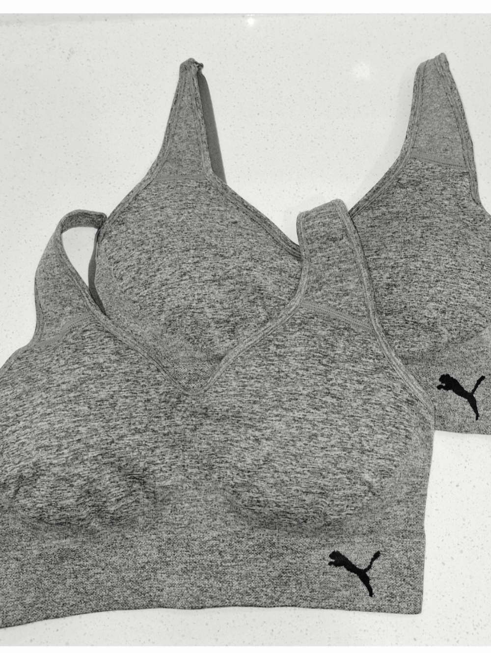 PUMA 2 Seamless Adjustable Strap Pullover Sports Bras Wireless Logo Gray Size M